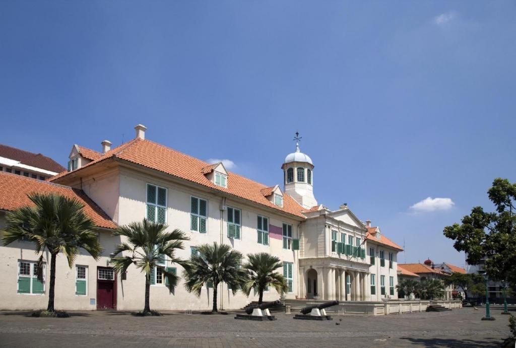 Madu Inn Dżakarta Zewnętrze zdjęcie